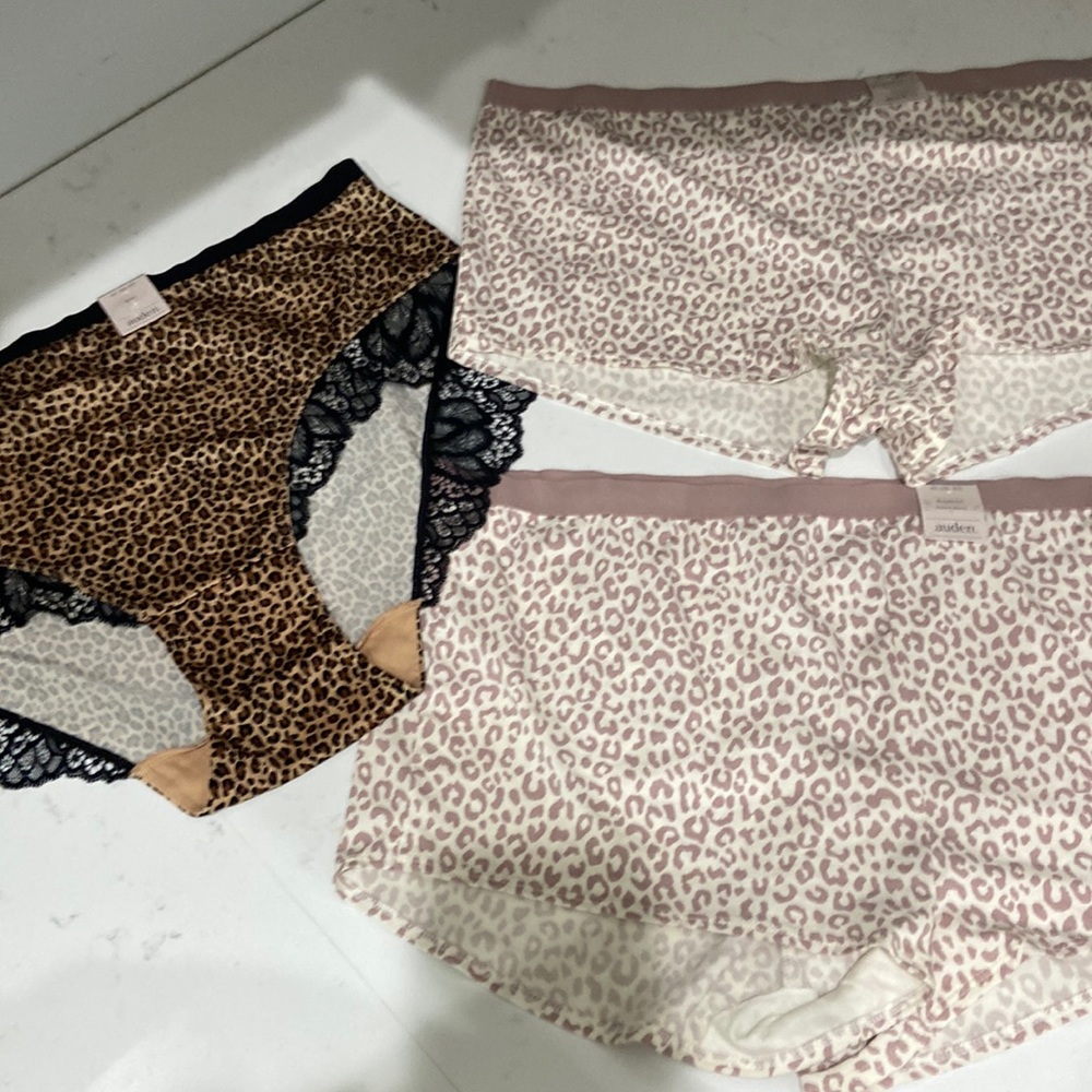 Auden panties 4X (28-30) animal print two pairs of boy shorts &  pair of briefs